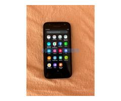 Samsung Galaxy J3 i punjac