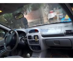 Renault Clio, 1.9 TDI - Fotografija 4/6