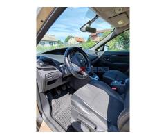 Renault Scenic 1.5HDI - Fotografija 3/6